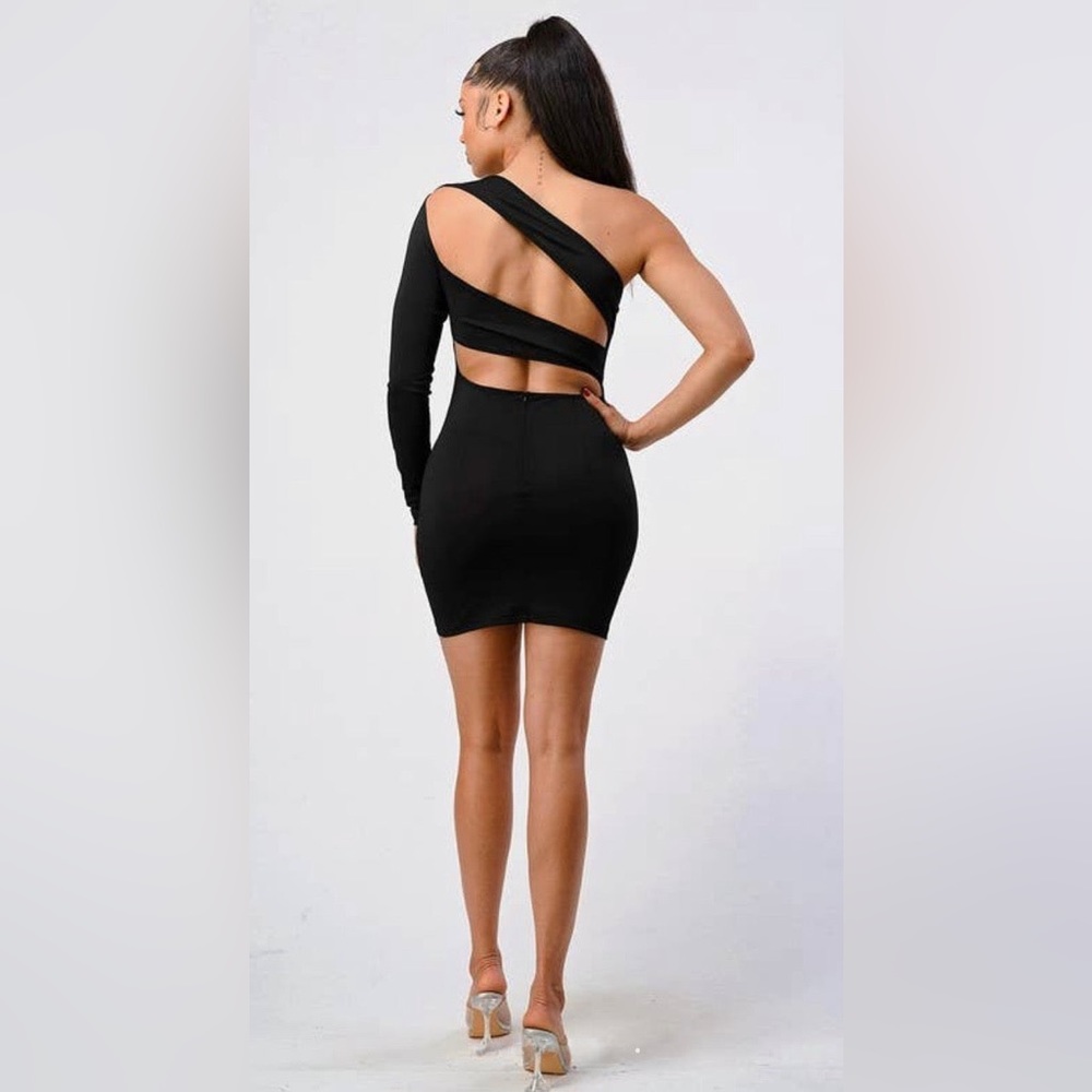 NWT! Double Line Little Black Dress NEW